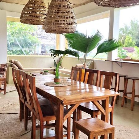 Mlango Paje House II Bed & Breakfast Ngoại thất bức ảnh