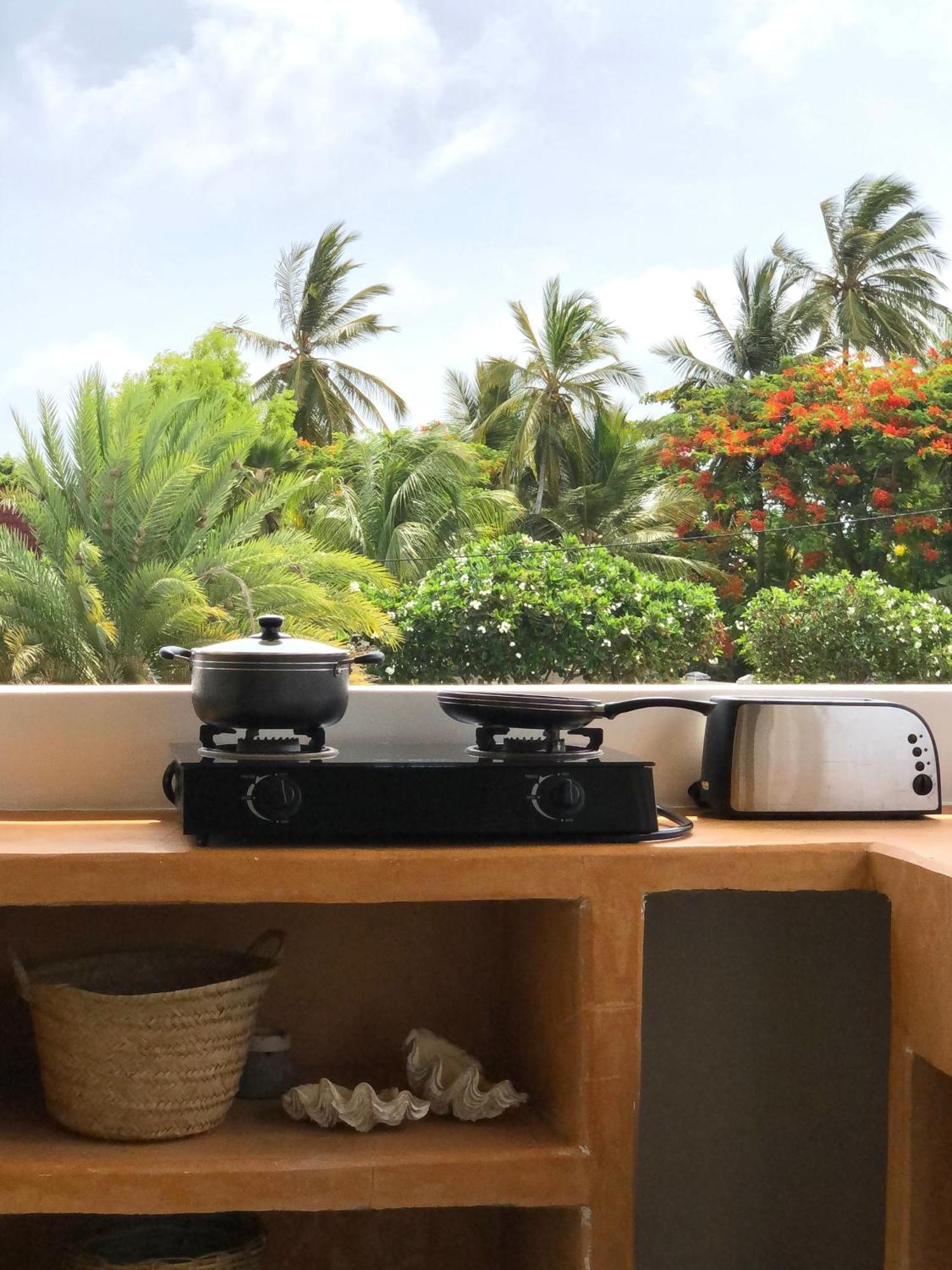 Mlango Paje House II Bed & Breakfast Ngoại thất bức ảnh