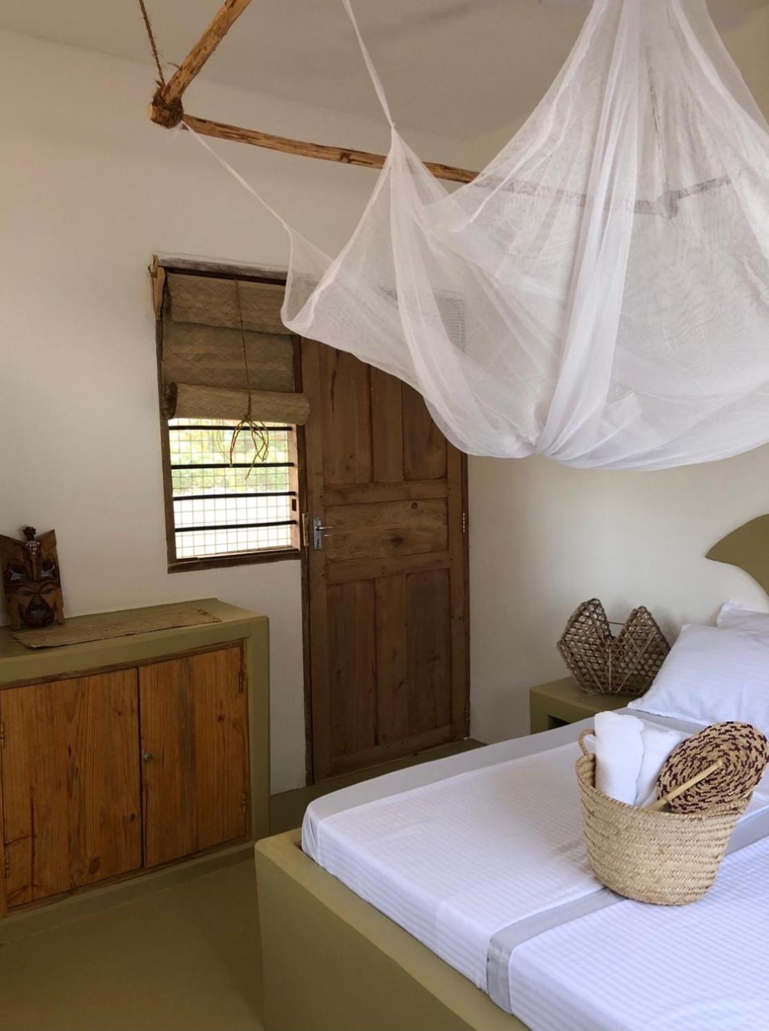 Mlango Paje House II Bed & Breakfast Ngoại thất bức ảnh
