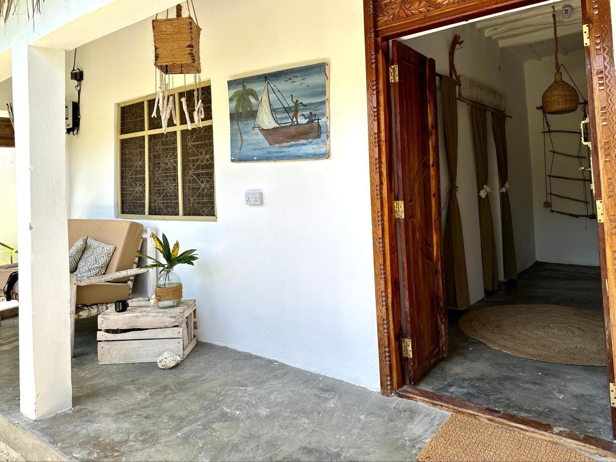 Mlango Paje House II Bed & Breakfast Ngoại thất bức ảnh
